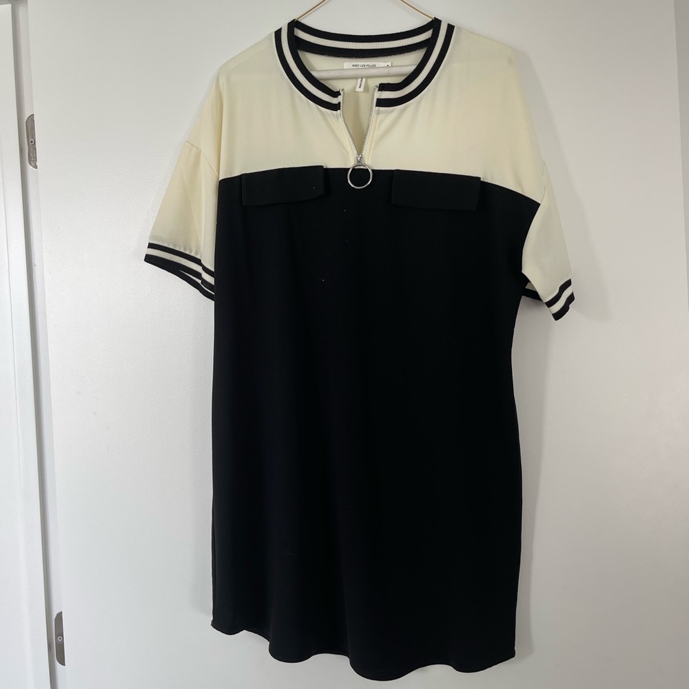 Avec les filles dress